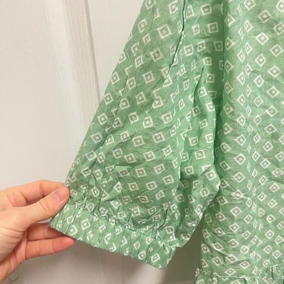 Chakeris Charleston Green Brooke Top - Picture 5 of 11